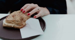 ролята на протеиновия хляб за женското здраве
